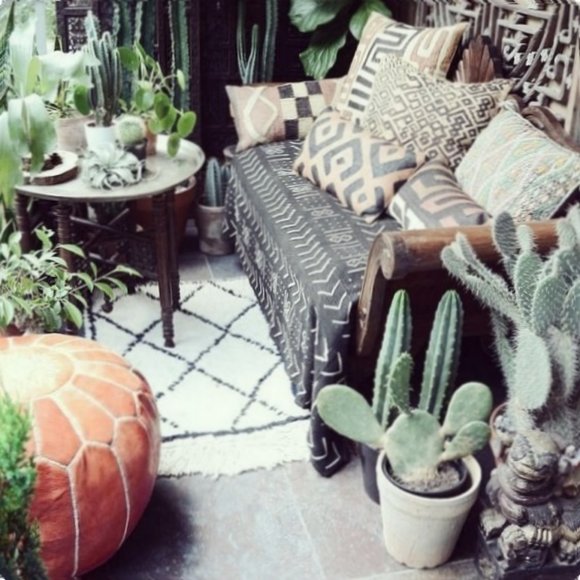 Authentic Moroccan Leather Pouf - Picture 3 of 8